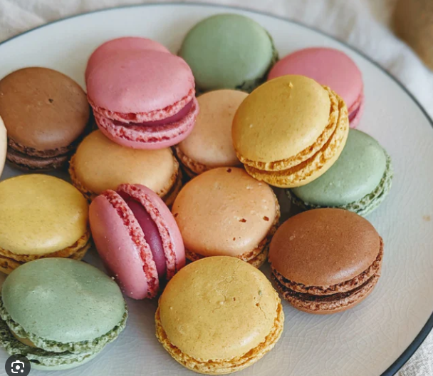 MACARONS - 12 COUNT